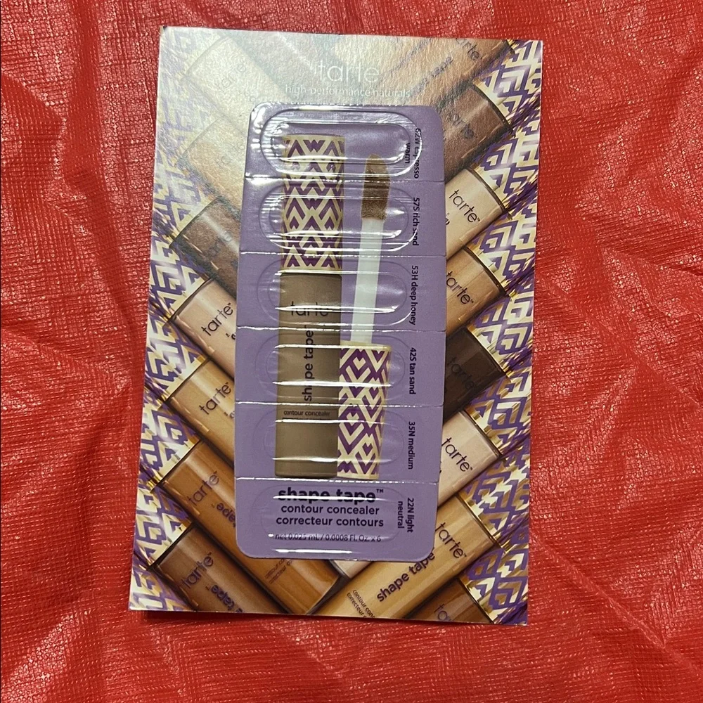 NWT 12 Kylie tarte Estée Lauder nas milk & Natasha denona color match cards